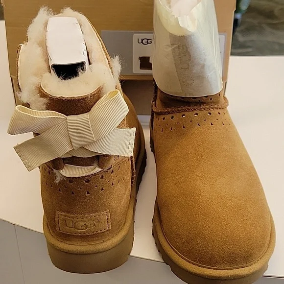 UGG Treadmill short boot - Picture 2 of 7